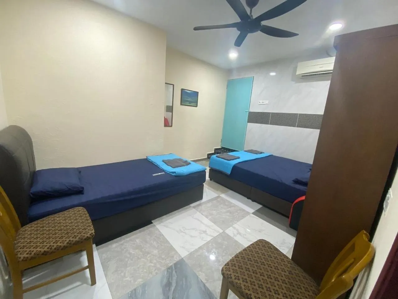Oyo Home 90904 Ray Yan Guesthouse Batu Ferringhi 2*,  Malaysia